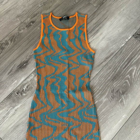 Sleeveless Crew Neck Tie Dye Ribbed Mini Sheath Knit Dress - Picture 3 of 4